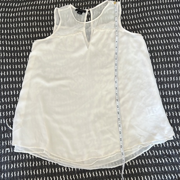 Metaphor White Sheer Yoke Tank/Blouse - Medium - Picture 7 of 11